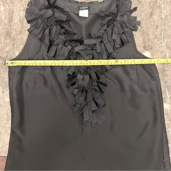 J Crew 100% Silk Navy Blue V Neck Ruffle Sleeveless Feminine Popover Blouse XS 0 - Picture 6 of 9